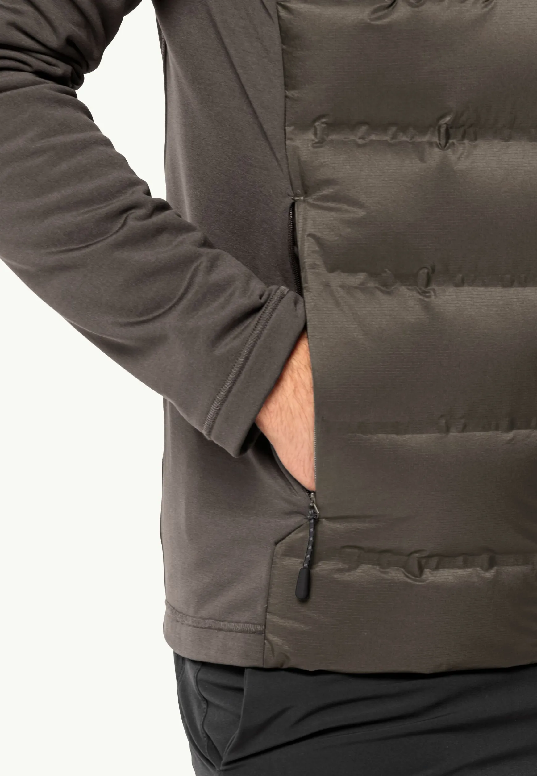 Tasman Down Hybrid M